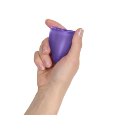 Багаторазова менструальна чаша – Fun Factory FUN CUP SIZE A, кольору чорної смородини, діаметр 4 см, об’єм 20 мл