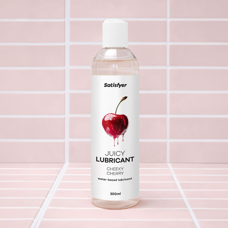 Лубрикант на водній основі зі смаком вишні – Satisfyer Juicy Lubricant Cheeky Cherry, 300 мл