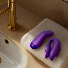 Смарт-вибратор для пар – We-Vibe Chorus Pro, космически-фиолетового цвета