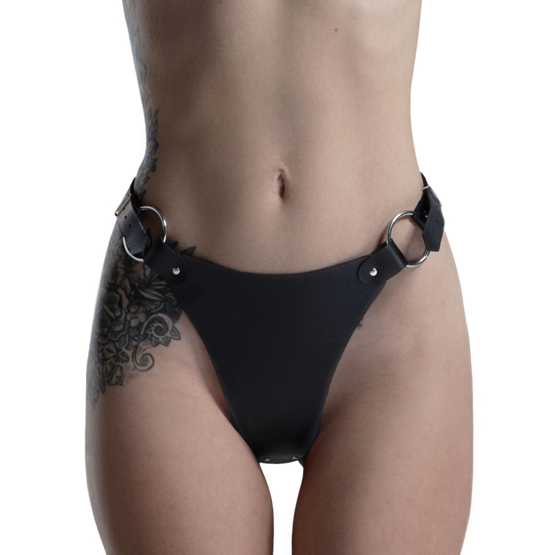 Трусики из натуральной кожи Feral Feelings – String Bikini Черный