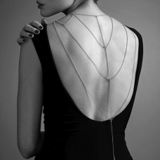 Цепочка для спины Bijoux Indiscrets Magnifique Back and Cleavage Chain – Серебристый, украшение для тела