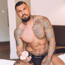 Мастурбатор у колбі попка з мошонкою – Fleshlight FleshSack