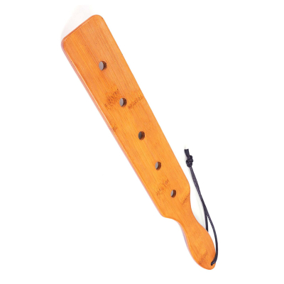 Падл Fetish Tentation – Paddle 5 Holes Bamboo, упакованный в ПЭ пакет