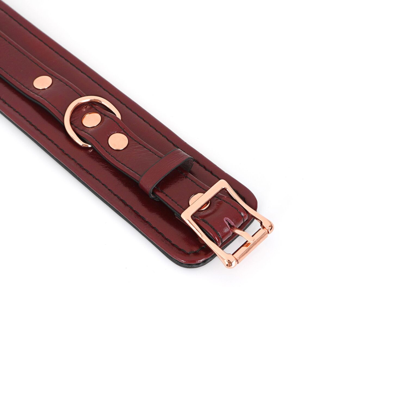 Кожаные наручники Liebe Seele Wine Red Wrist Cuffs, съемная цепочка-крепление