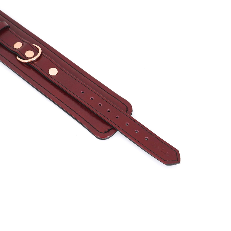 Кожаные наручники Liebe Seele Wine Red Wrist Cuffs, съемная цепочка-крепление